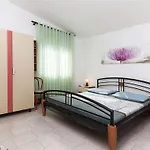Ana 418