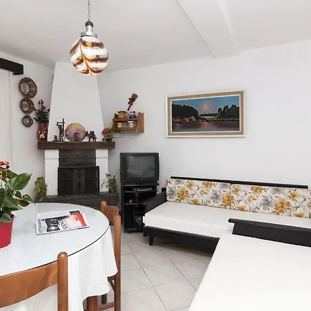 Ana 418 Apartman *