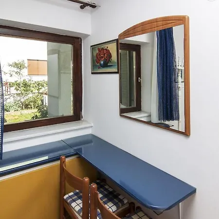 Ana 418 Apartment